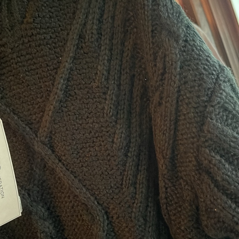 BCBG sweater - Picture 4 of 7